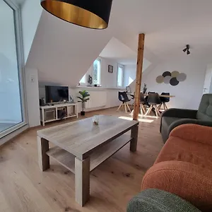 Apartment Evelyns Apartment, Nahe Der Therme Und Dem Zentrum, Privat Parkplatz, Balkon, Highspeed-wlan, Bad Kissingen